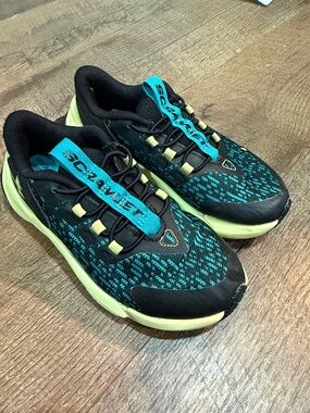Under Armour Teal & Neon Green Knit Running Sneakers